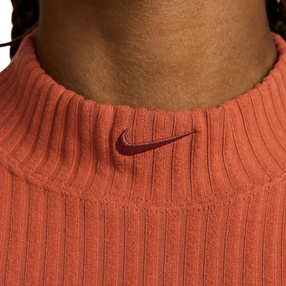 Top Nike Sportswear Chill Knit Ribbed Cropped Top