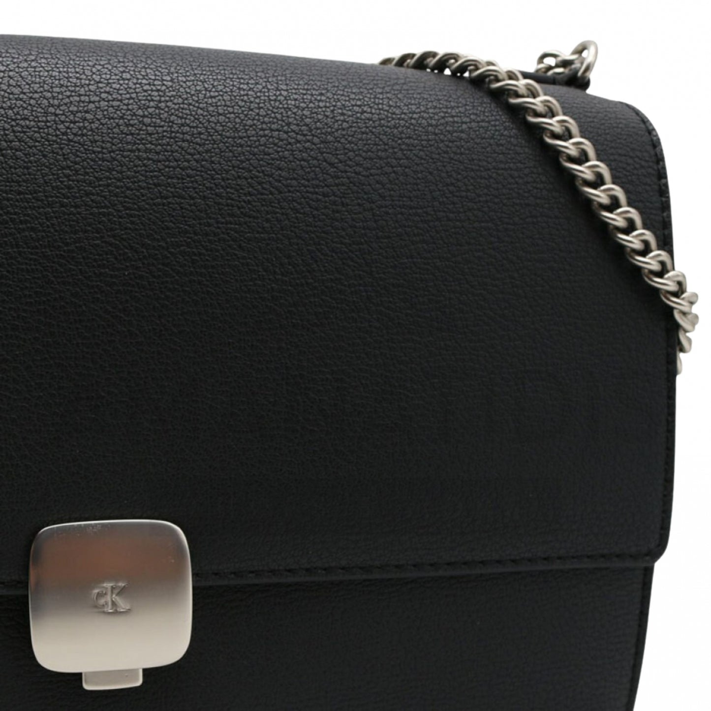 Borsa Calvin Klein Forged Chain Flap Bag27