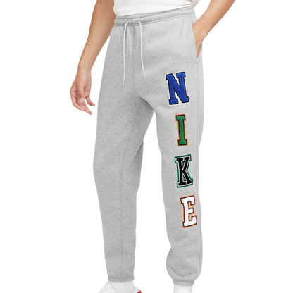 Pantalone Nike Club Pant Letters