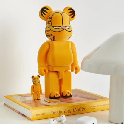 Be@rbrick Garfield Flocky Edition